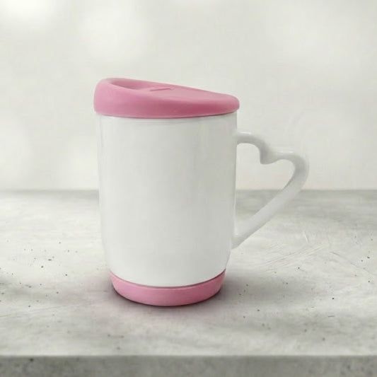 Mug con Tapa y Base de Silicona (Asa Corazón)