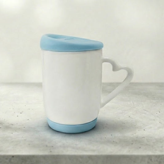 Mug con Tapa y Base de Silicona (Asa Corazón)